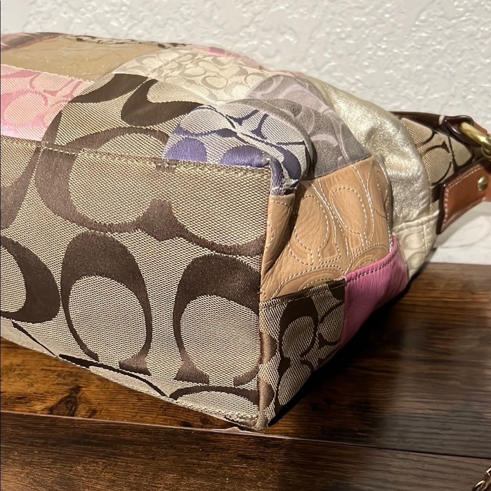 Elegant Patchwork Shoulder Bag - image 6